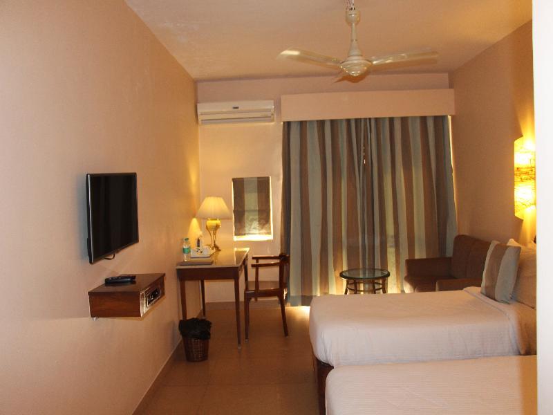 Prainha Resort By The Sea Taleigao Екстериор снимка